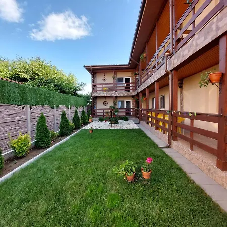 Casa Olimpia בית הארחה Două Mai