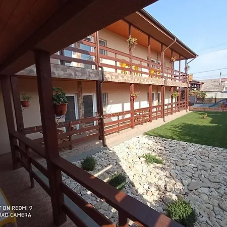 Konukevi Casa Olimpia 3*